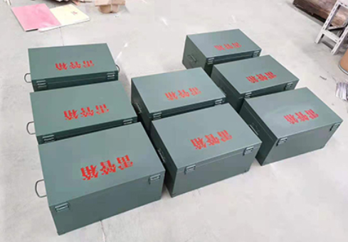 市南炸药箱和雷管箱一般是怎么存放的？